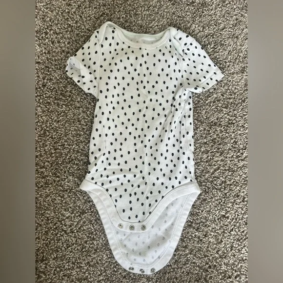 Cloud Island Gray, Black, and White Baby Bodysuit Set - Picture 5 of 6